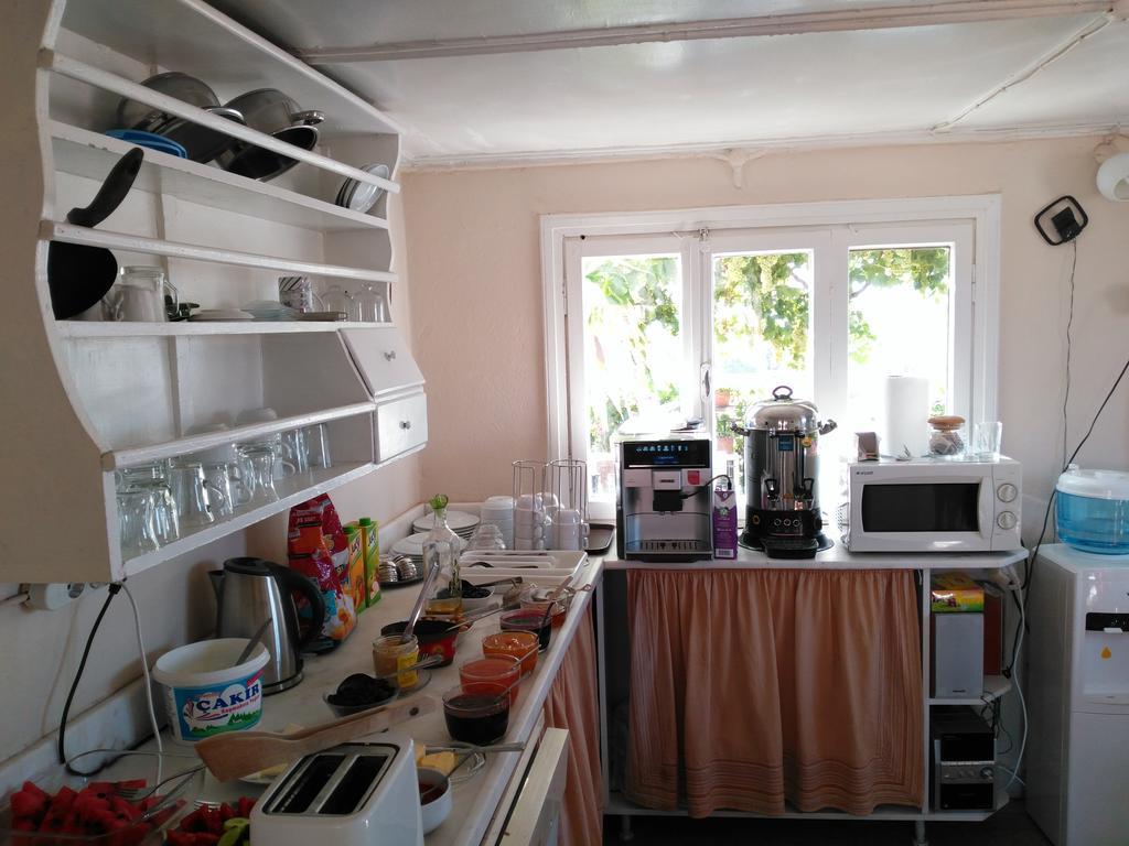 Odyssey Guest House Бергама Экстерьер фото